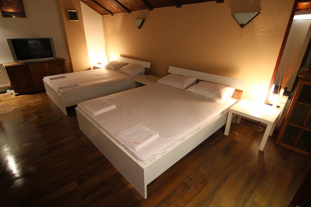 Lira Inn Ni Kamer foto