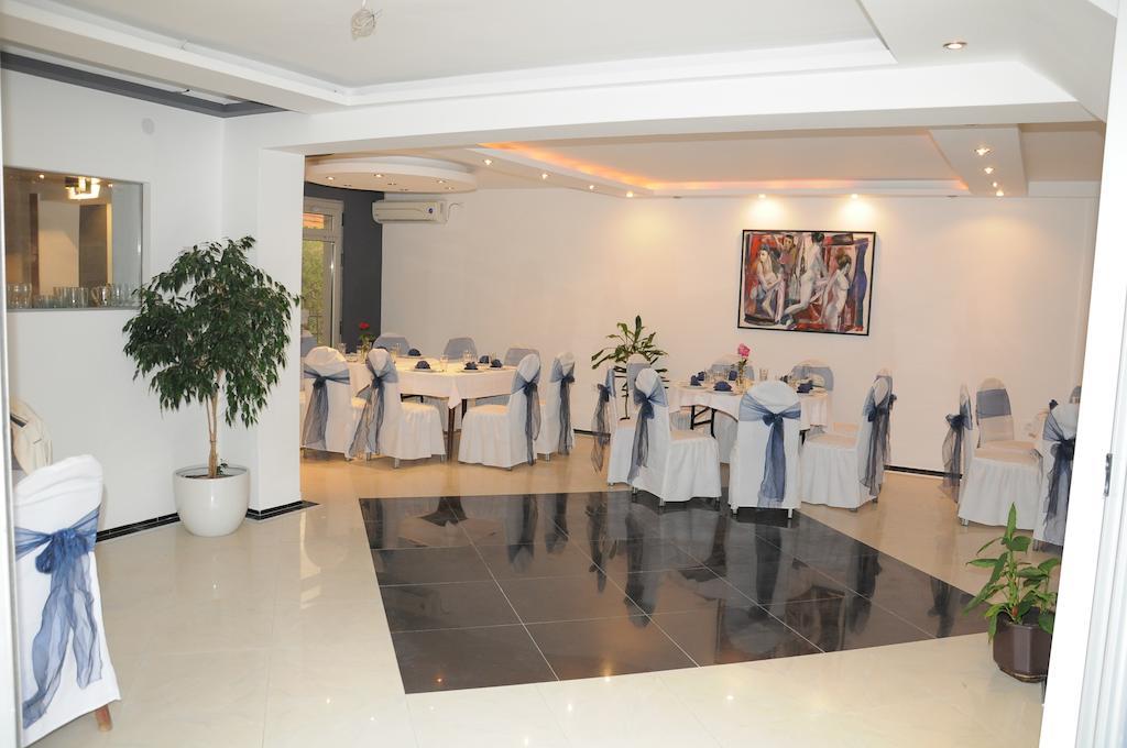 Lira Inn Ni Buitenkant foto