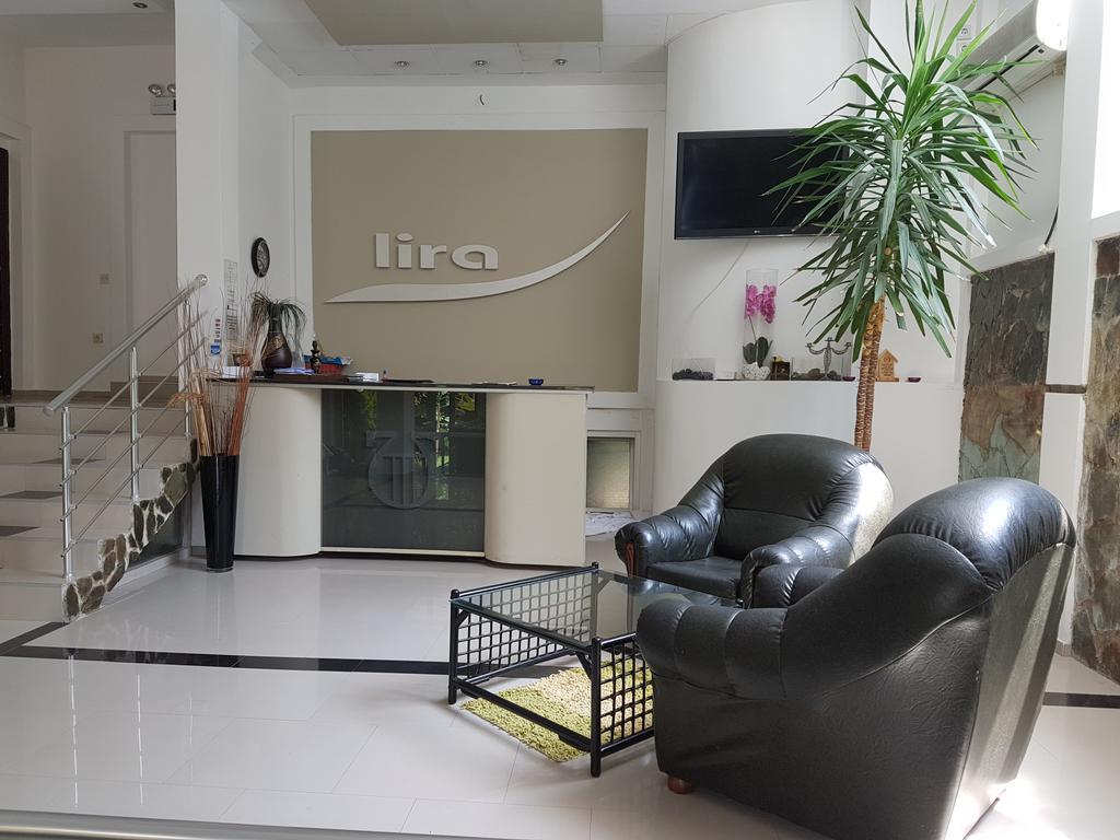 Lira Inn Ni Buitenkant foto