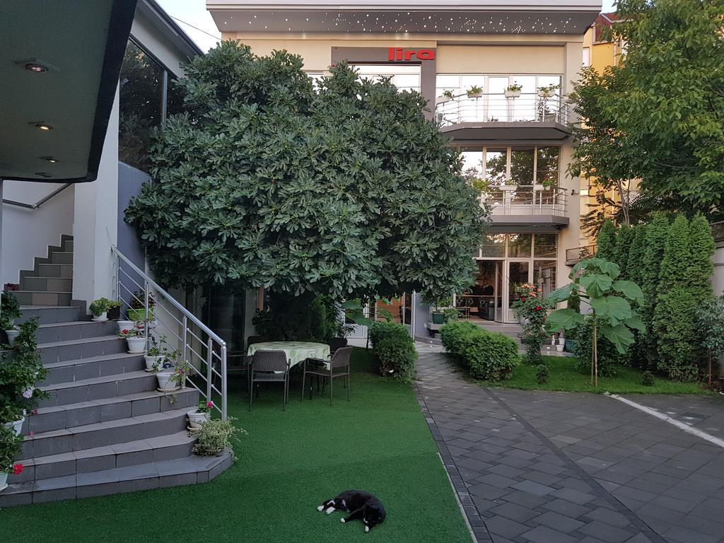 Lira Inn Ni Buitenkant foto