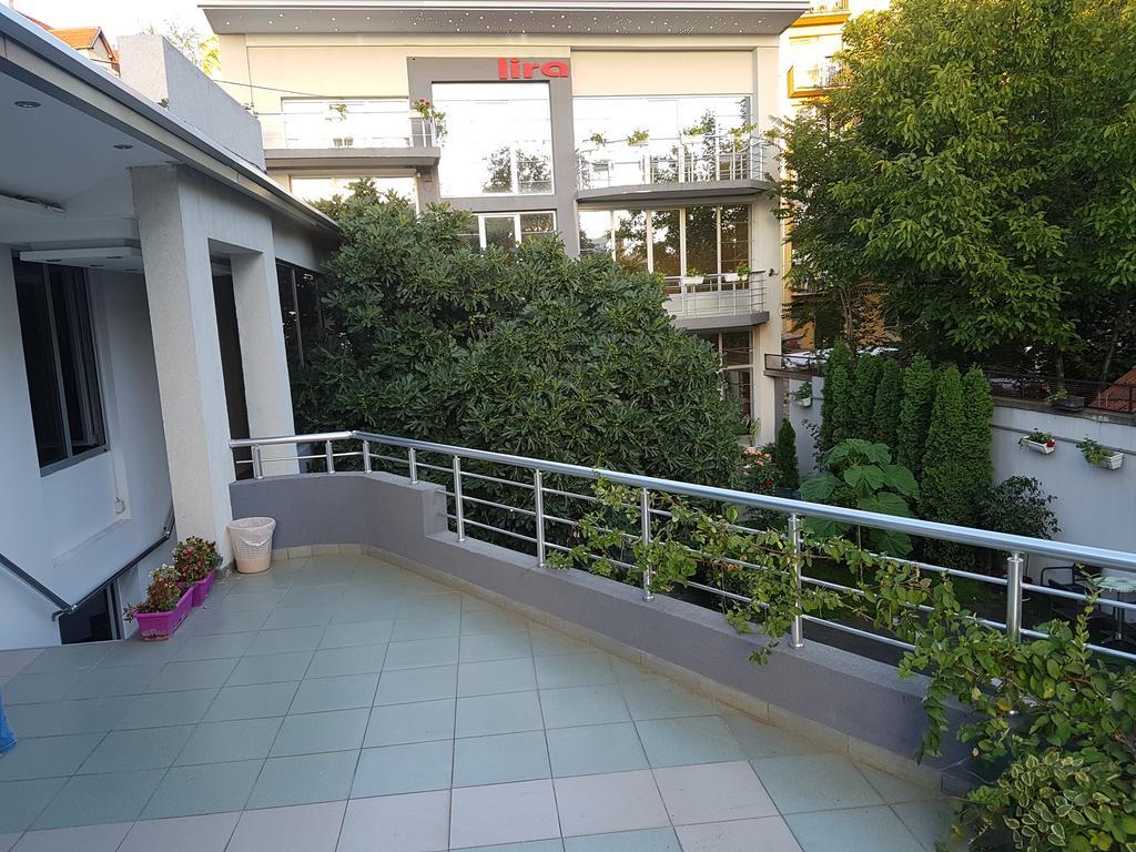 Lira Inn Ni Buitenkant foto