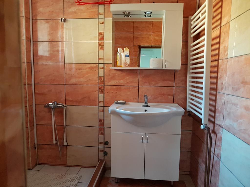 Lira Inn Ni Buitenkant foto