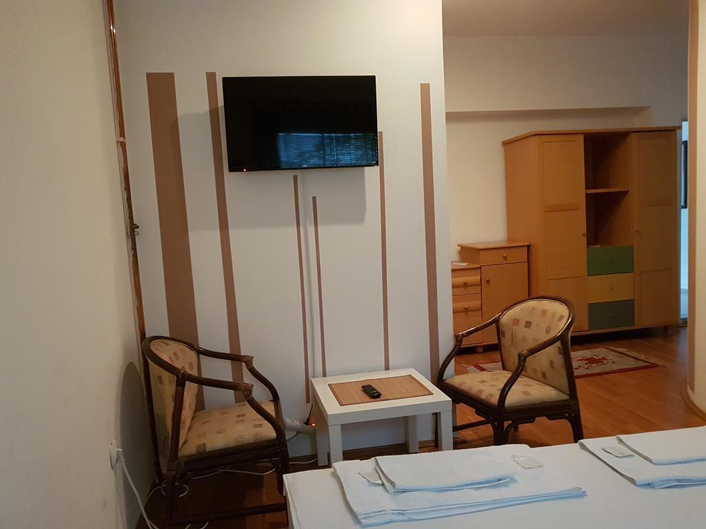 Lira Inn Ni Buitenkant foto