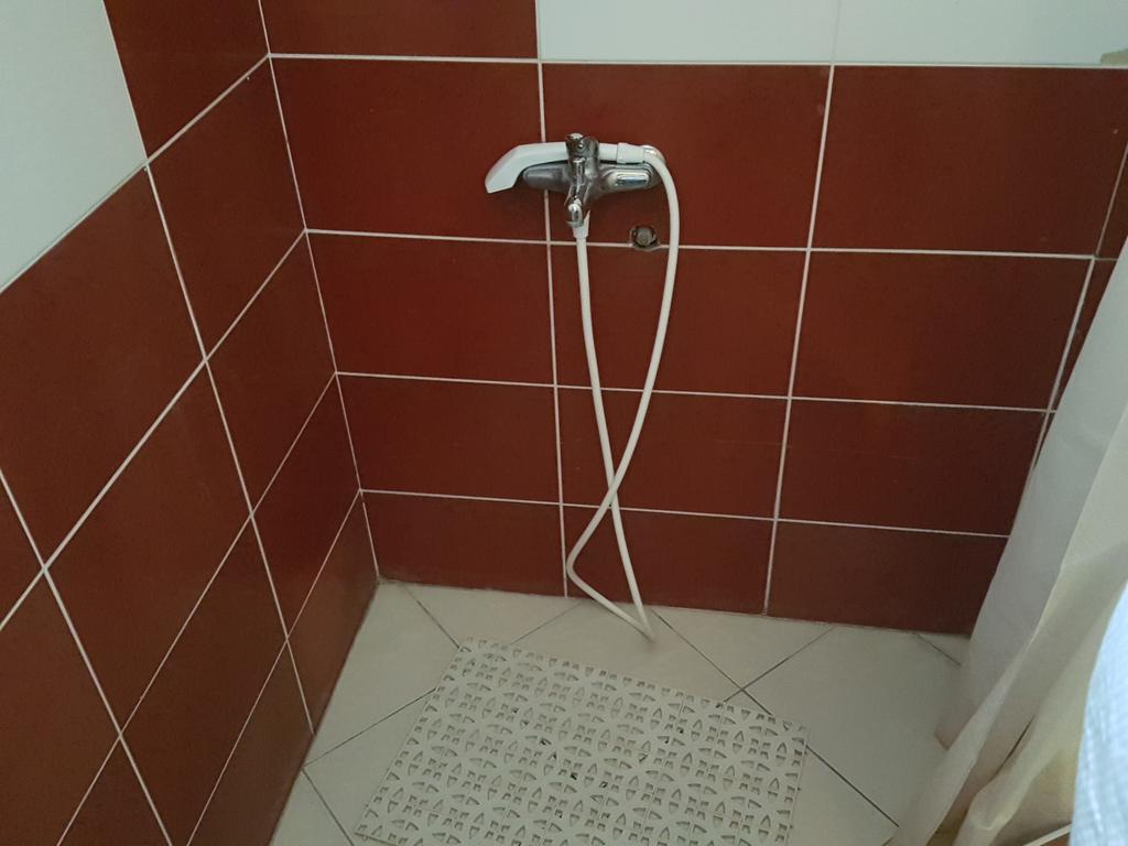 Lira Inn Ni Buitenkant foto