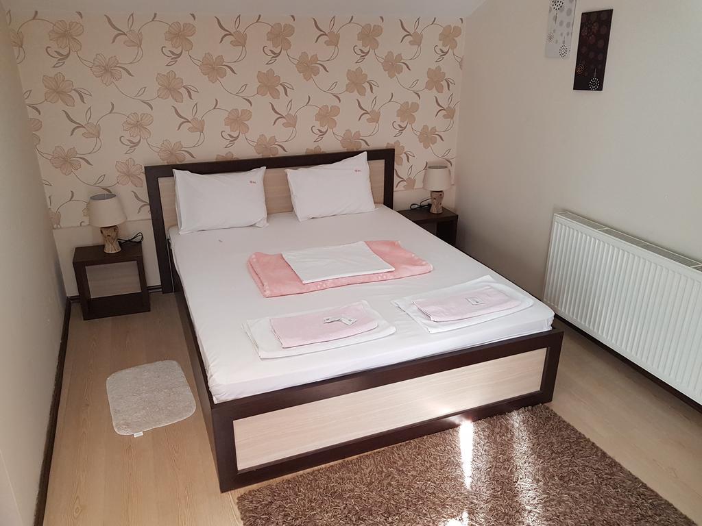 Lira Inn Ni Buitenkant foto