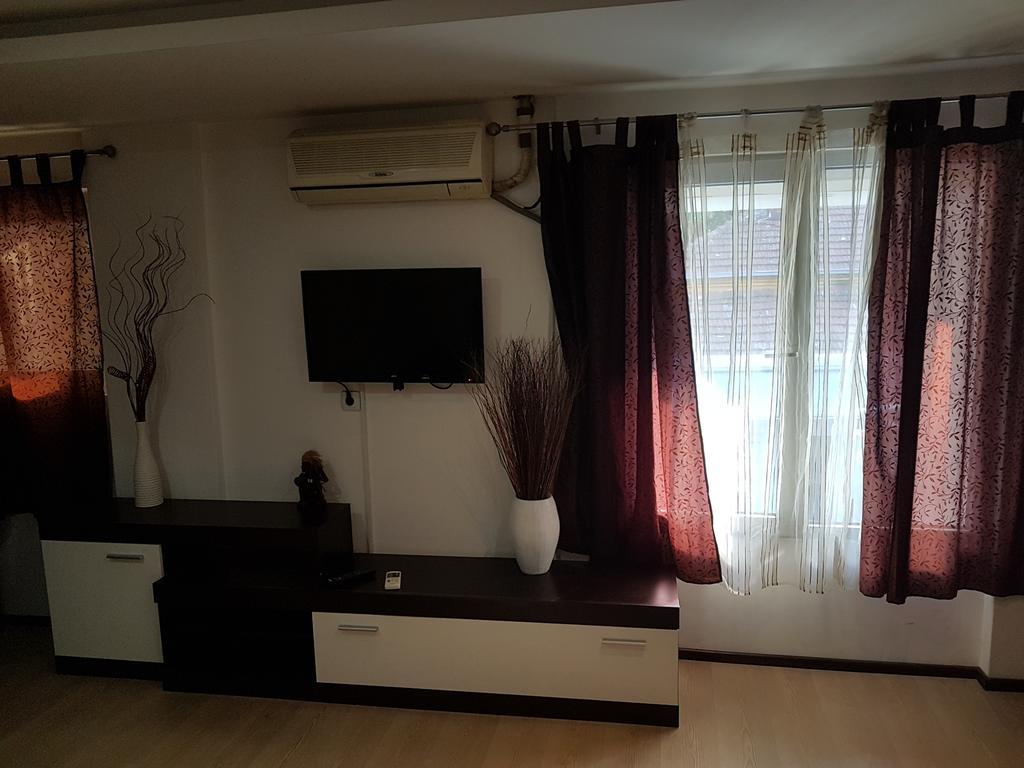Lira Inn Ni Buitenkant foto